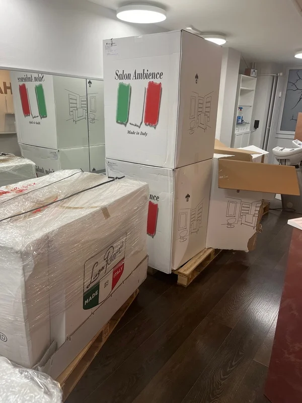 Nicole — Hairstylistin & Nailstylistin