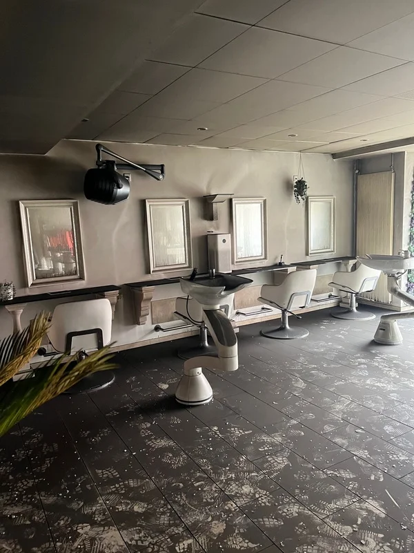 Elma — Hairstylistin & Kosmetische Pediküre