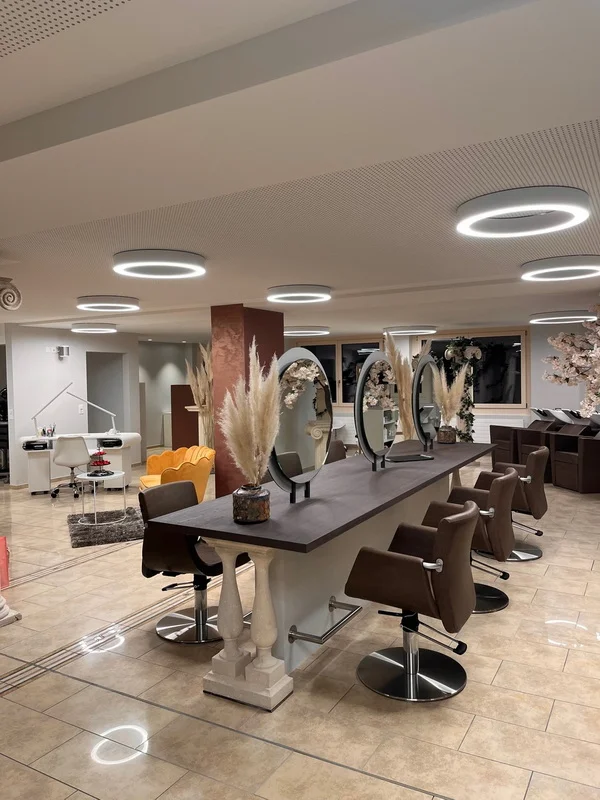 Salon Grenchen — Waschbereich